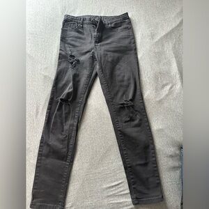 Black Distressed Women's Jeans